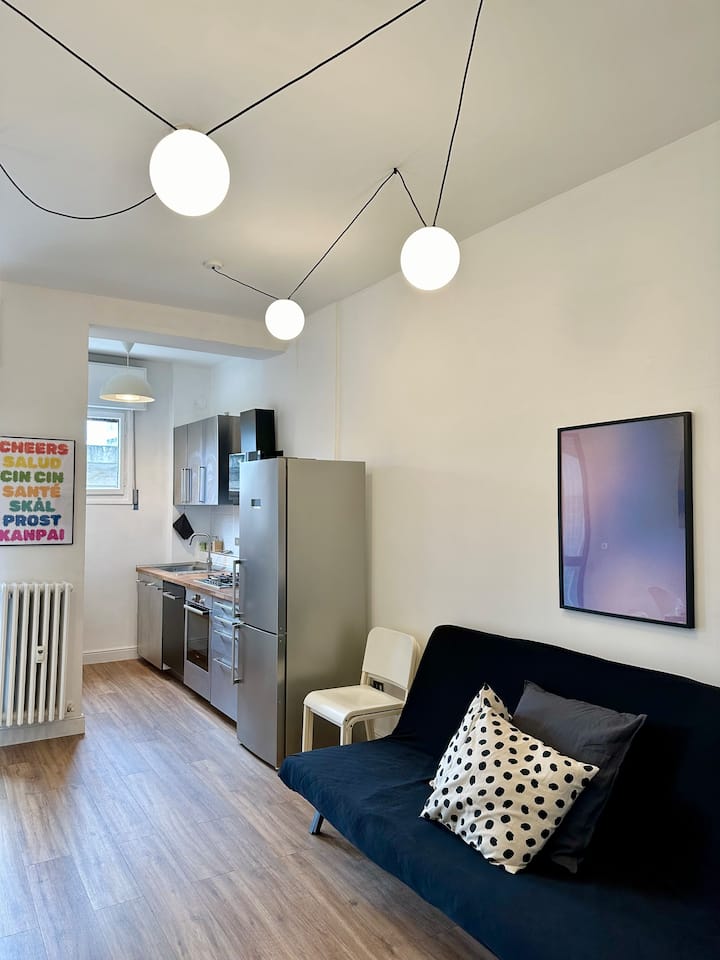 95m² Family & Friends Home | Facing Royal Gardens - Turin