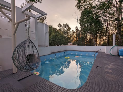 Starlight Castle - Bungalow in Yercaud with pool