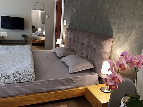 Eutierria –Living: Bright & enticing Condominium