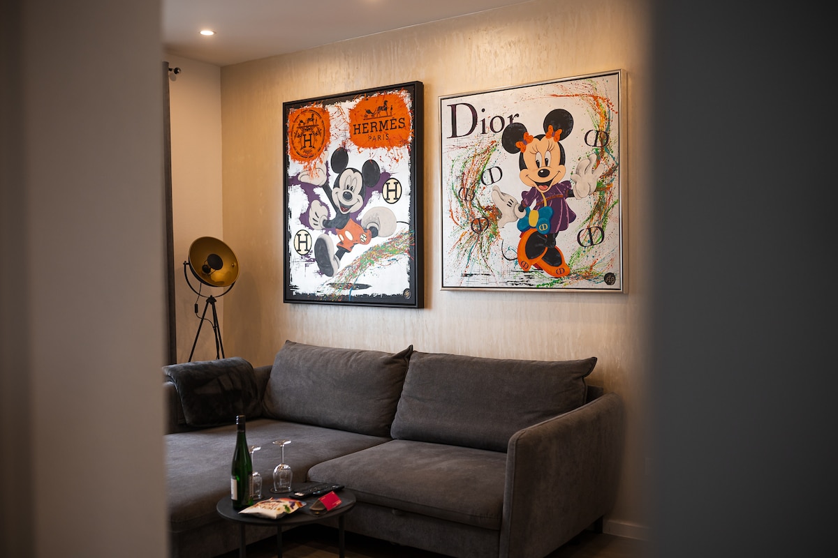 Popular Airbnb listing: Modernhouse KO26 in Koblenz