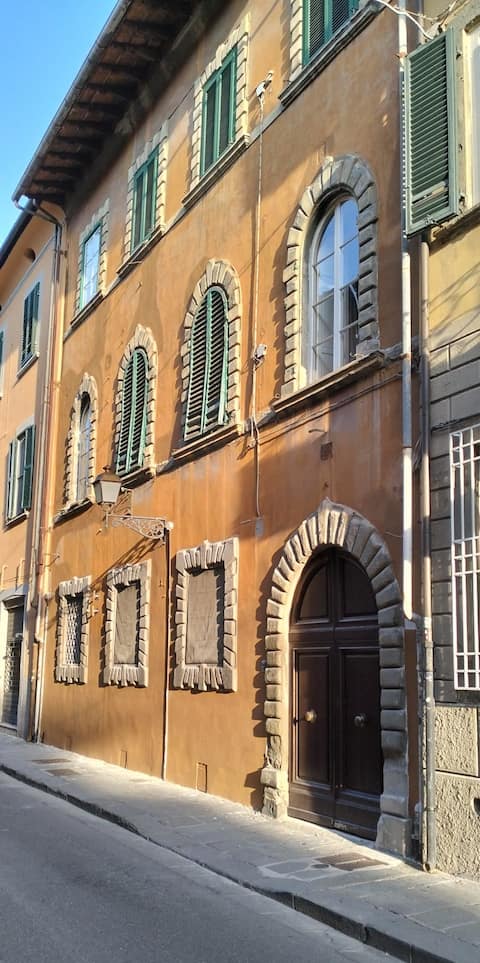 Palazzo Sosia, in the historic center of Pisa