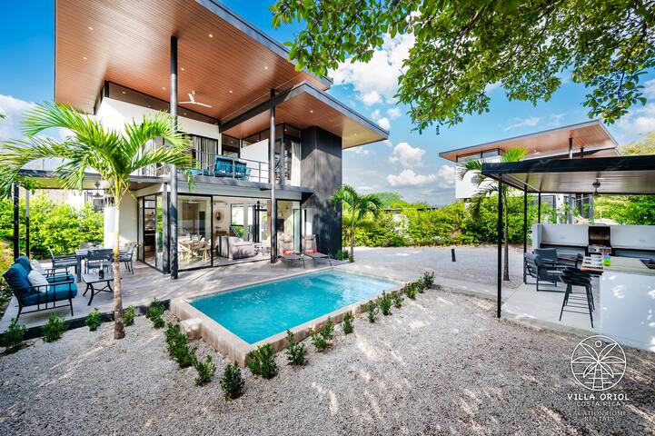 New and modern villa 5 minutes from the beach