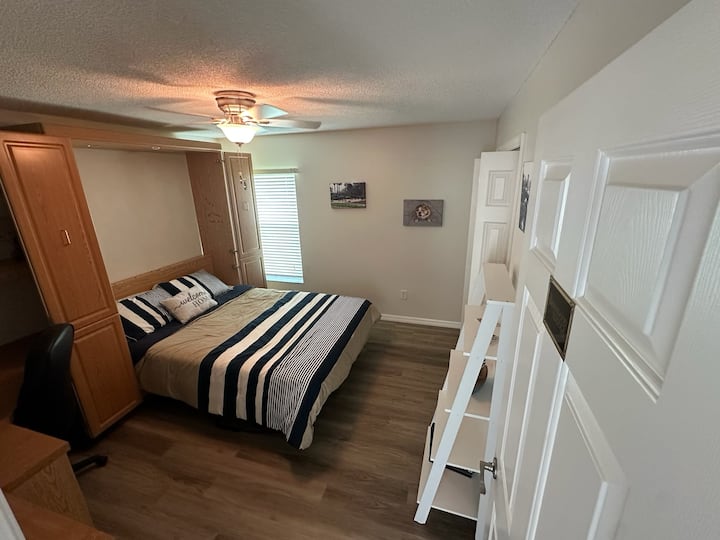 Bedroom 3 - The Brownwood Paddock Suite - with Queen Size Murphy 