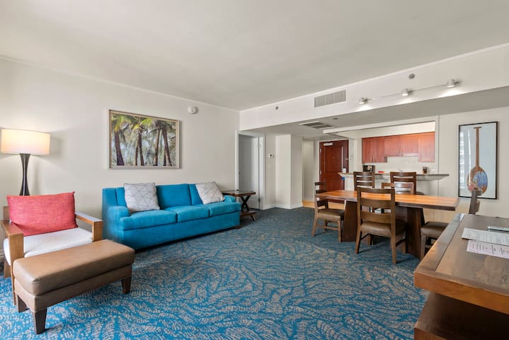 Two 2BR Condos @ Hilton Lagoon Tower gallery image 4