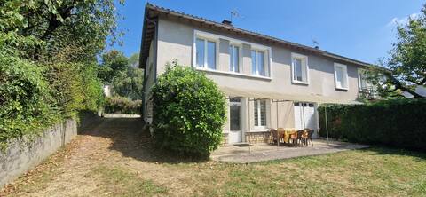 Townhouse with garden