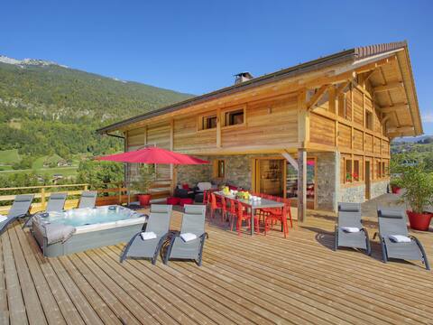 Detached chalet 15 people with Jacuzzi