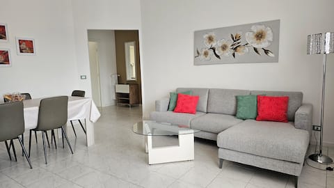 Annuncio Airbnb popolare: Loft in Pisa with parking a Pisa
