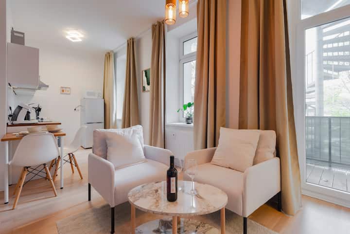 Gemütliches Apartment Mit Balkon Und Stellplatz - Leipzig