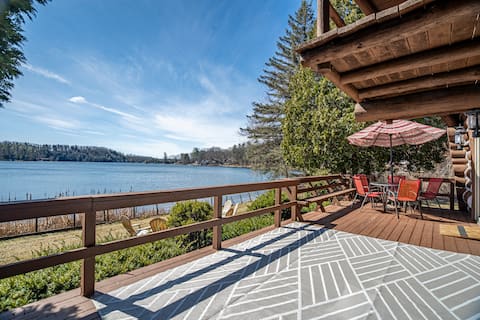 Private Lakefront Log Cabin, 10 Min to Lake George