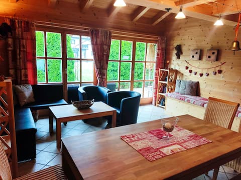 Log cabin with private Sauna * Landhaus Panorama