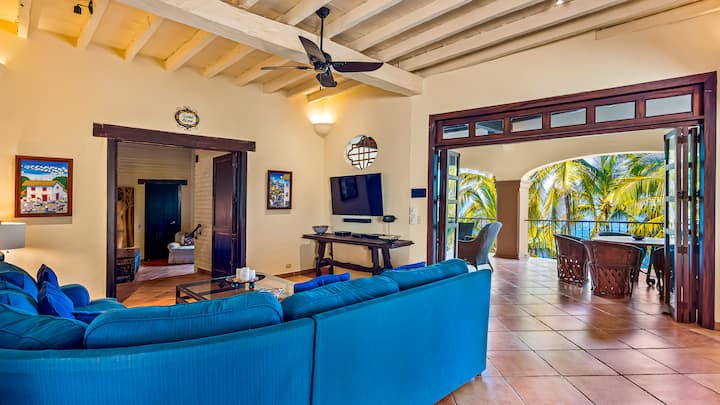 Villa Las Puertas - Fully Staffed W/ Beach Access - Puerto Vallarta
