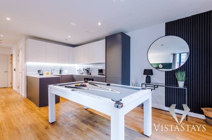 Stylish 2 Bed|PoolTable|Netflix|PS4|FREE Parking