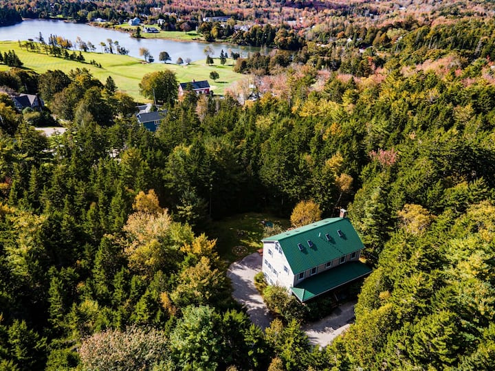 Flying Mountain Apartment - Walk To Acadia Trails! - Bar Harbor, ME