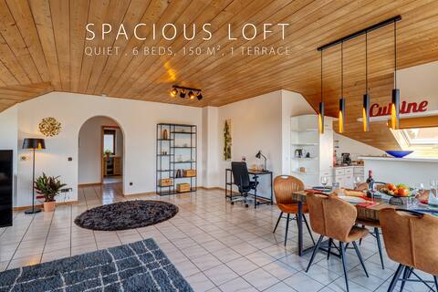 Styleful loft with balcony, quiet and spacious