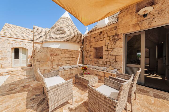 Trulli Pumo Bianco – Authentic Trullo and Pool gallery image 4