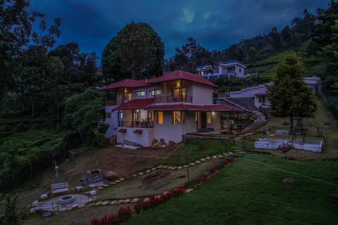 Onella Luxury 4 BR Villa