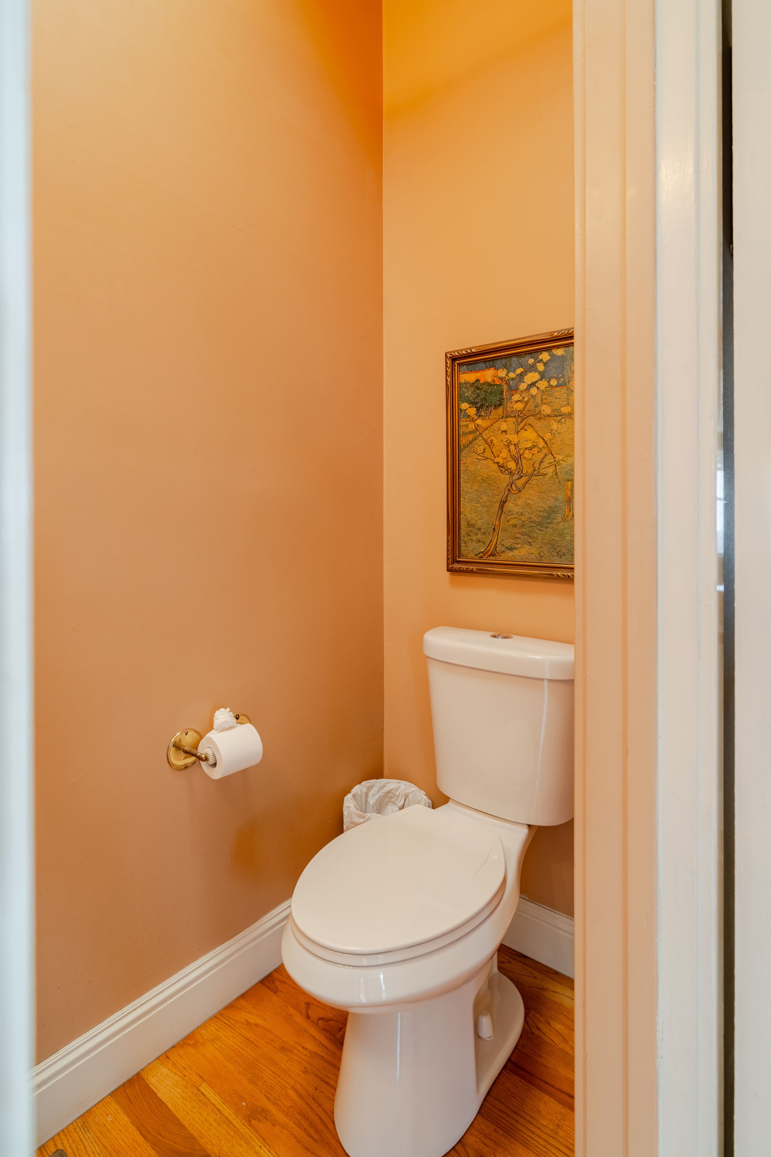 Home in San Francisco · ★4.94 · 3 bedrooms · 3 beds · 2.5 baths - Image 23