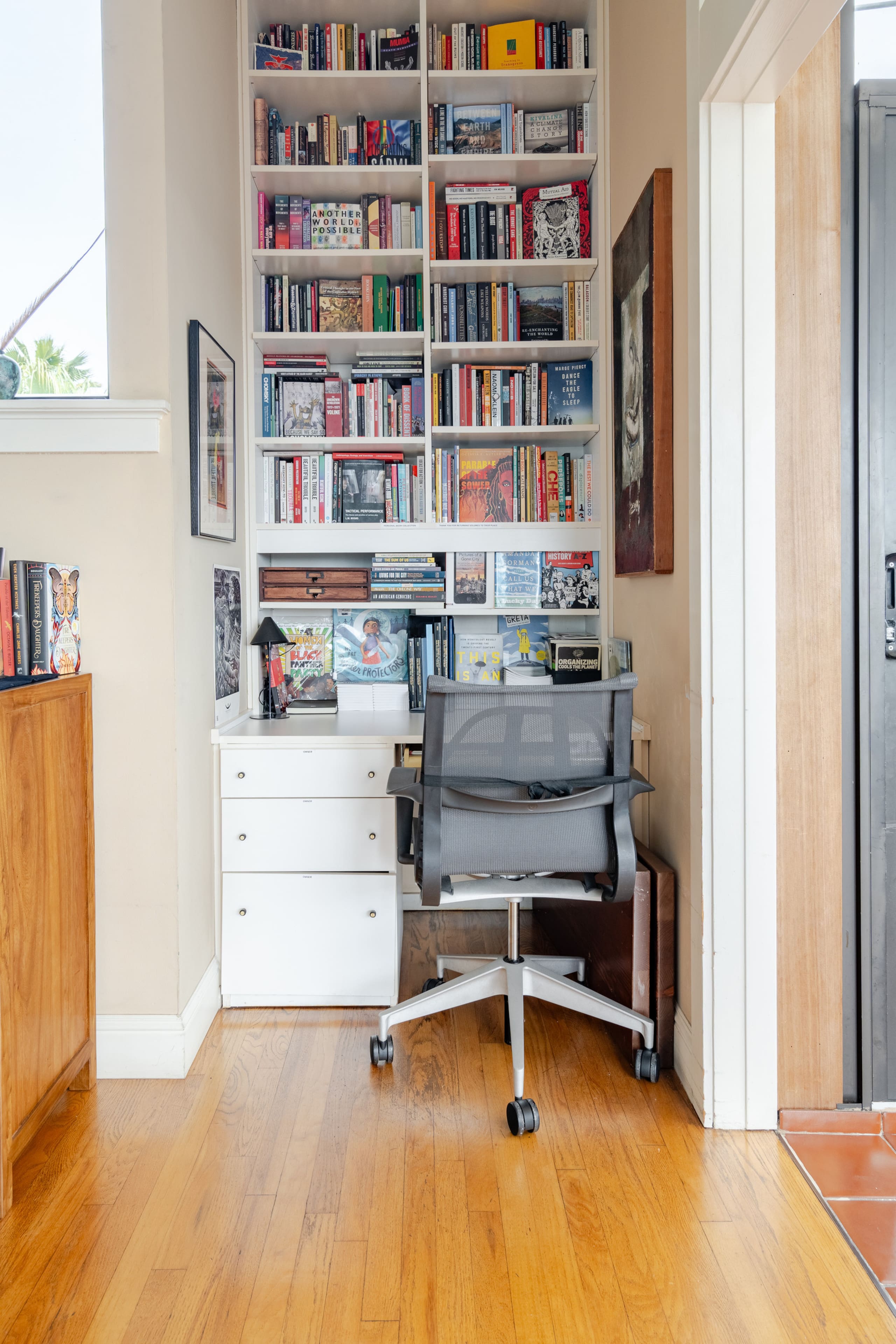 Home in San Francisco · ★4.94 · 3 bedrooms · 3 beds · 2.5 baths - Image 9
