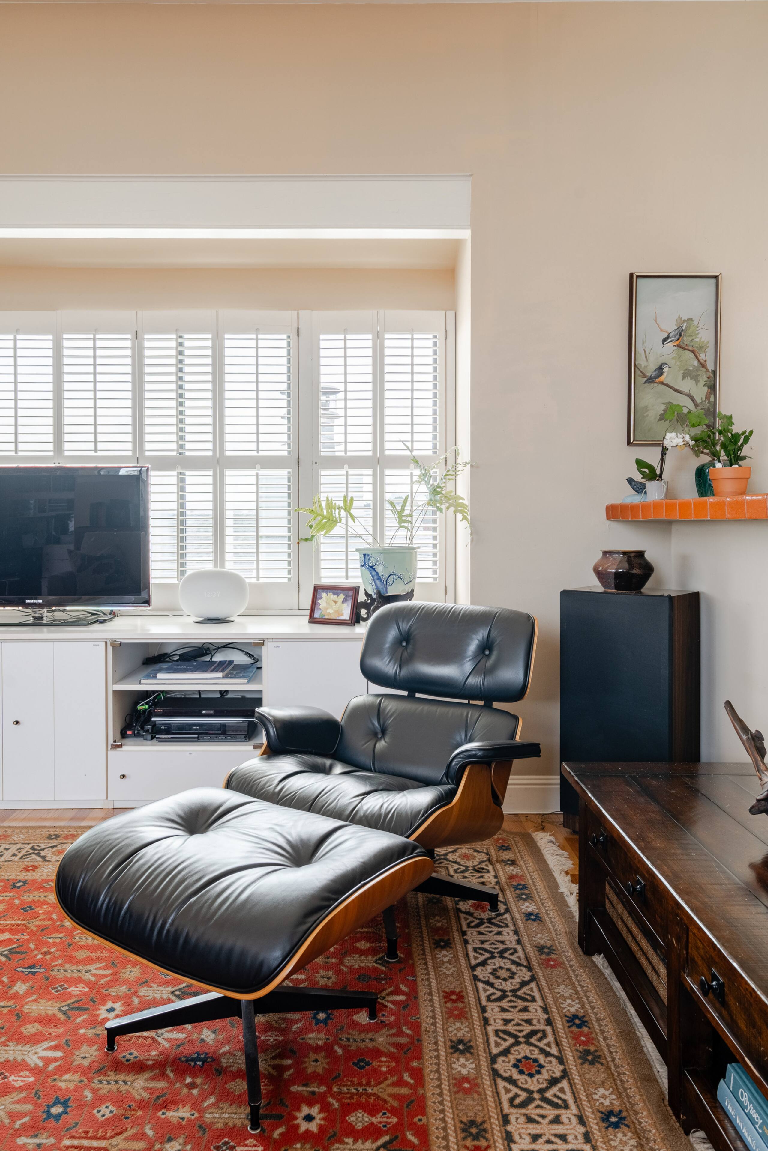 Home in San Francisco · ★4.94 · 3 bedrooms · 3 beds · 2.5 baths - Image 12