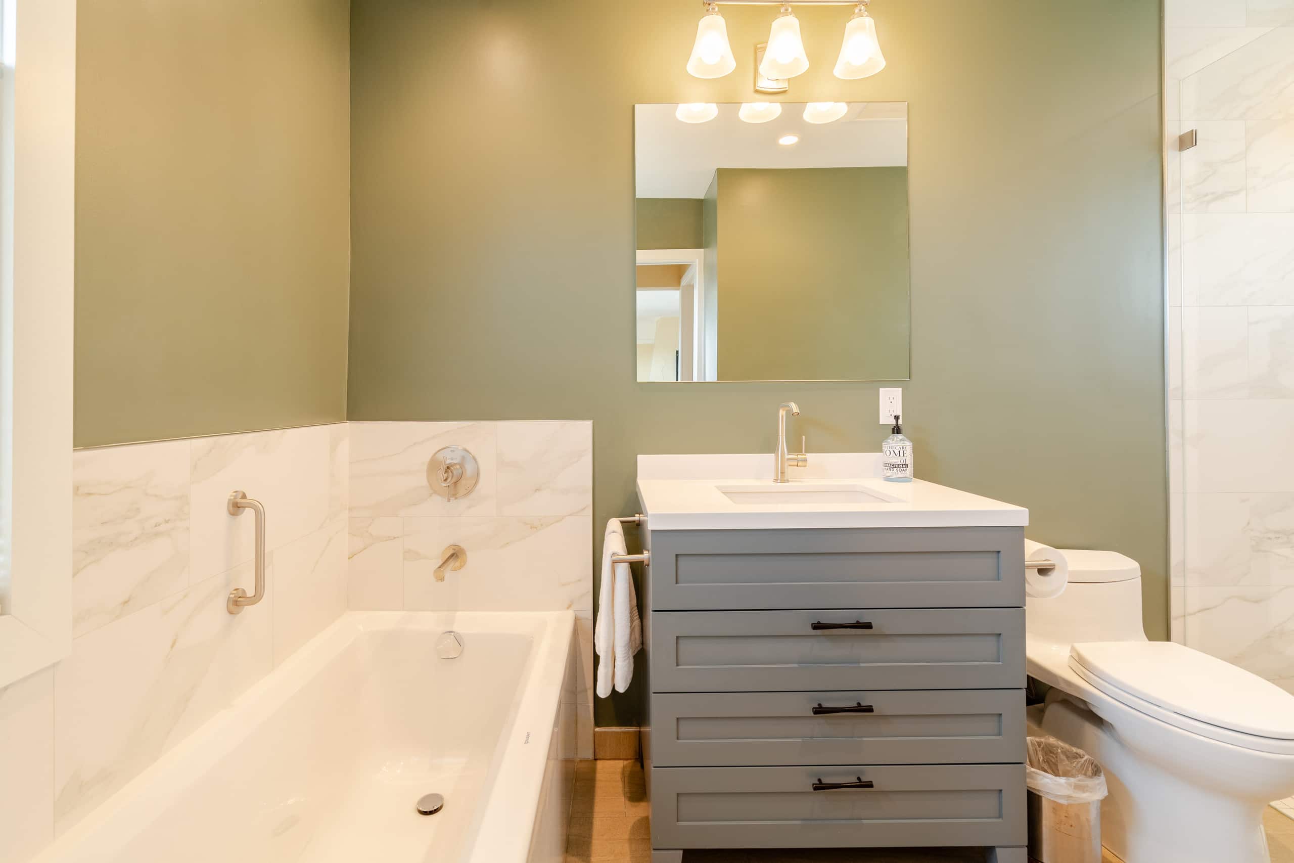 Home in San Francisco · ★4.94 · 3 bedrooms · 3 beds · 2.5 baths - Image 28
