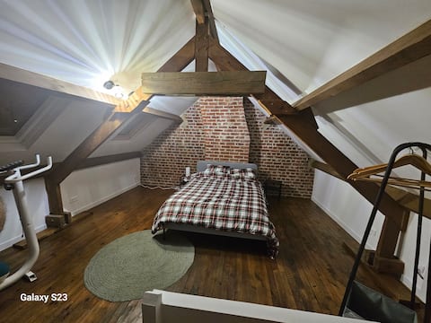 cozy 3 bedroom townhouse