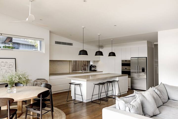 Entertainers Delight gallery image 3