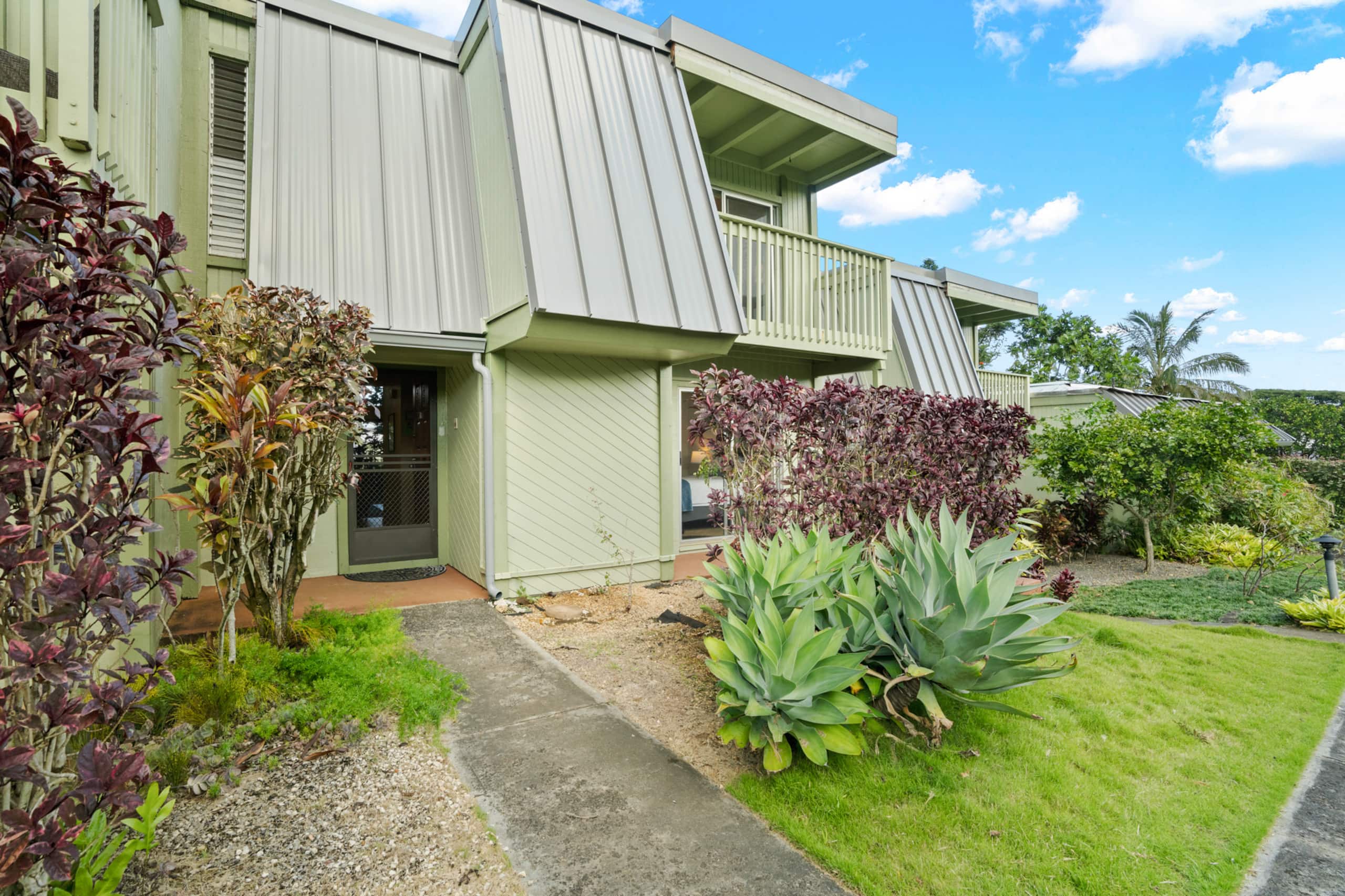 Condo in Princeville · ★4.94 · 2 bedrooms · 3 beds · 2 private baths - Image 23