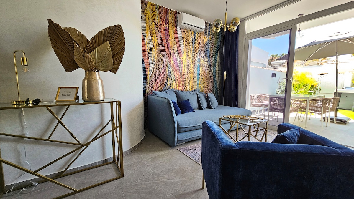 Top Airbnb: Beach Club Mediterranean Garden en Mogán