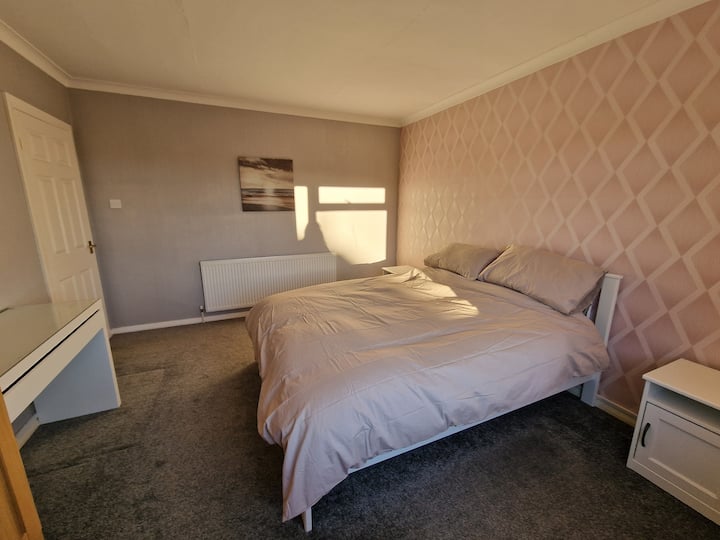 საძინებელი 1