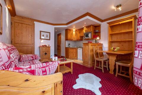 Family Ski Condo By AlpStays
