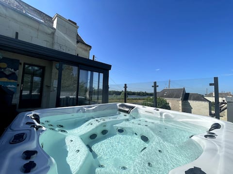 Japan, Hot Tub and View of the Loire – L'Odyssée Cottage