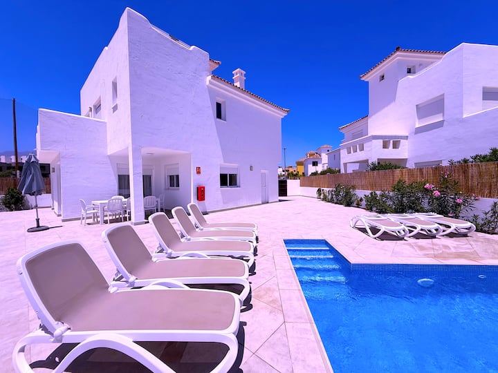 Villa 12 · Ocean's Twelve, Amarilla Golf — villa exterior