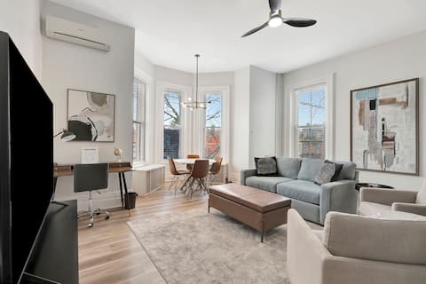 Top performing Airbnb: Spacious 1BR | Walk to Park Restaurants & Shops in East Walnut Hills