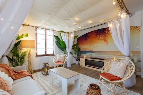 Annonce Airbnb populaire: La Paillote Beach Hut • Seaside •Stars• Round Bed à Cronenbourg