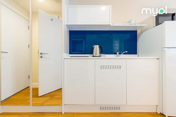 Myplace | Cozy Apt | Workspace | Coffee | #C1138 - Batumi