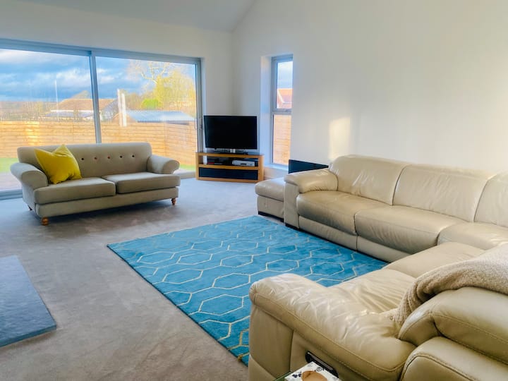 Stunning Large Open Plan House In Southwell, Notts - Southwell