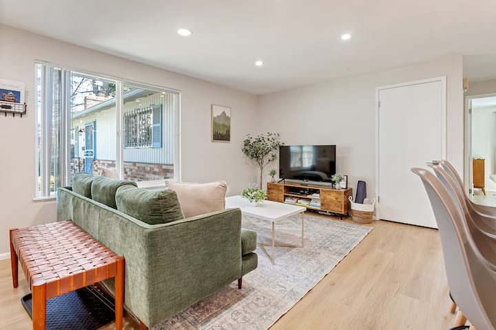 Summer-ready Family 2br: A/c+king+parking+pets Ok - Happy Valley, OR