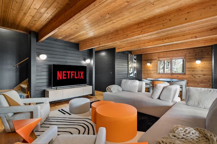 Modern (Theater|game Rm|hot Tub) - Saugatuck, MI
