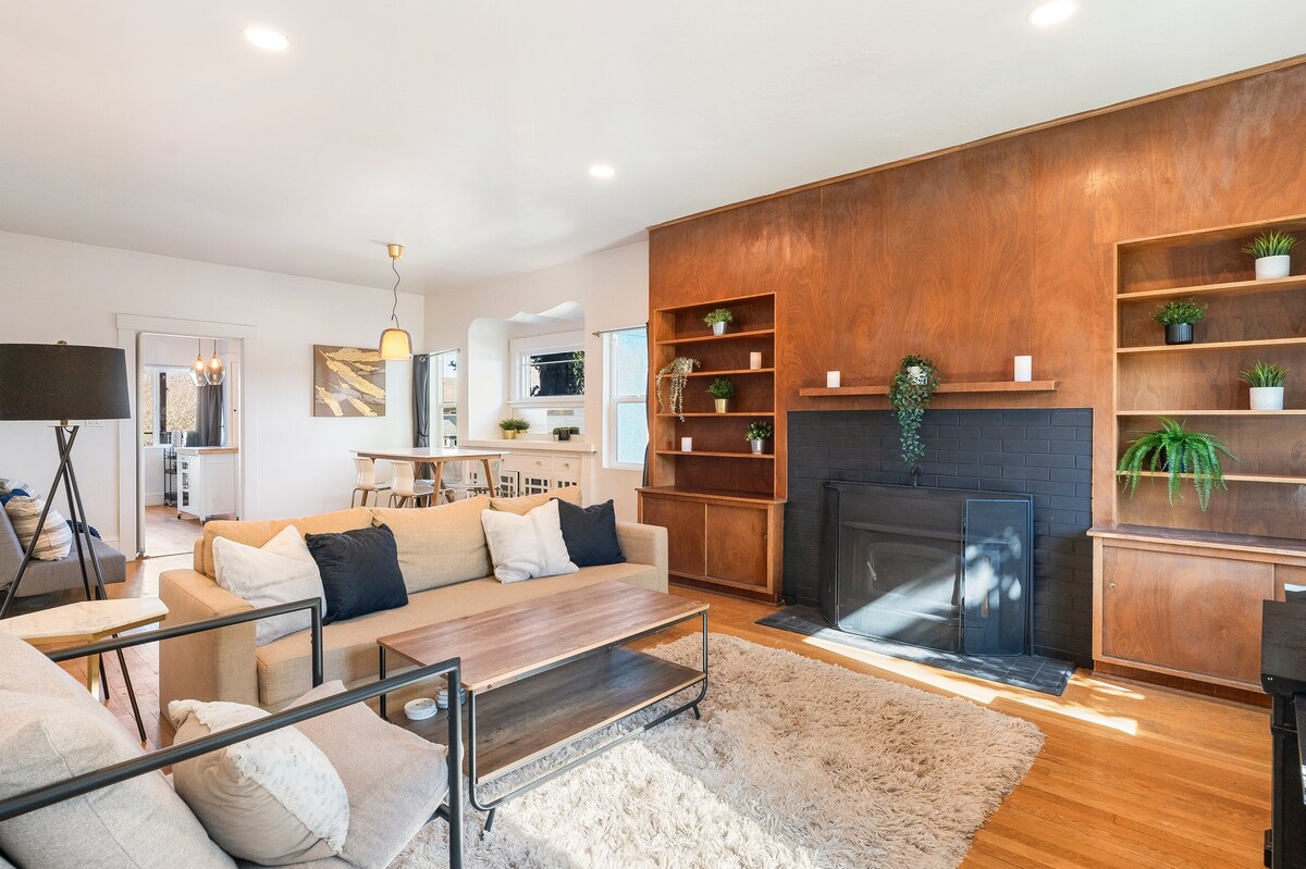 Разтегателен диван