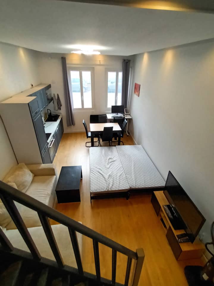 Grand Studio Avec Mezzanine - Voiron
