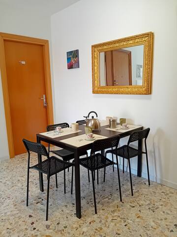 Tre camere al centro di Napoli