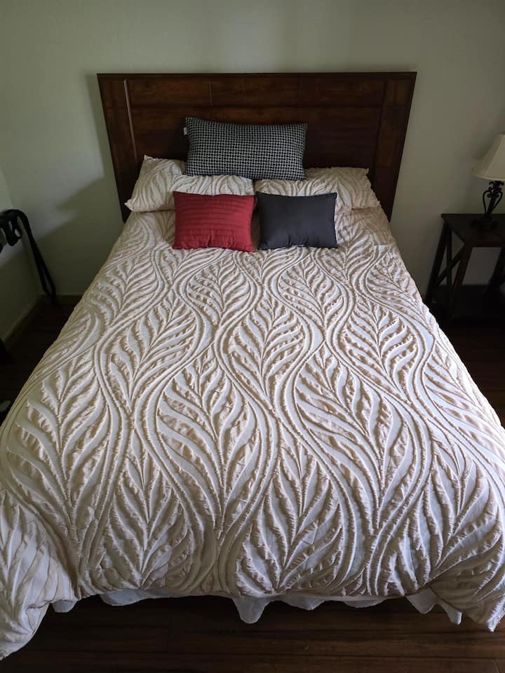 საძინებელი 2