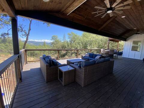 Private Murphy's Estate w views