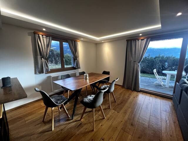 2 min. télécabine – Chalet avec Vue Panoramique gallery image 3