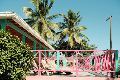 Seaflower Boutique Lodge Comfort @ Great location