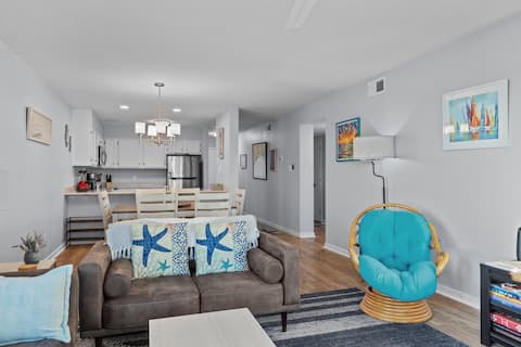 Successful Airbnb property: Sunshine Daydream in Pine Knoll Shores in Pine Knoll Shores
