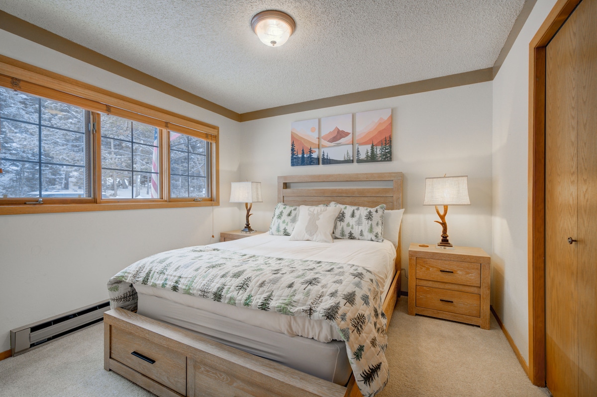 Lit « queen size »