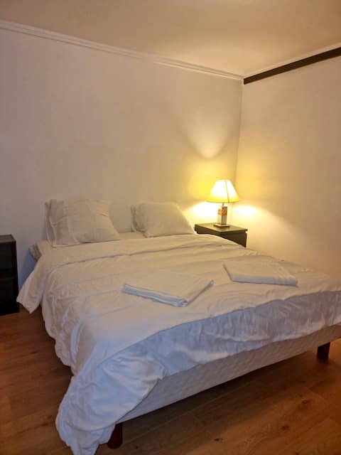 Peaceful Cottage 15 Minutes From Paris