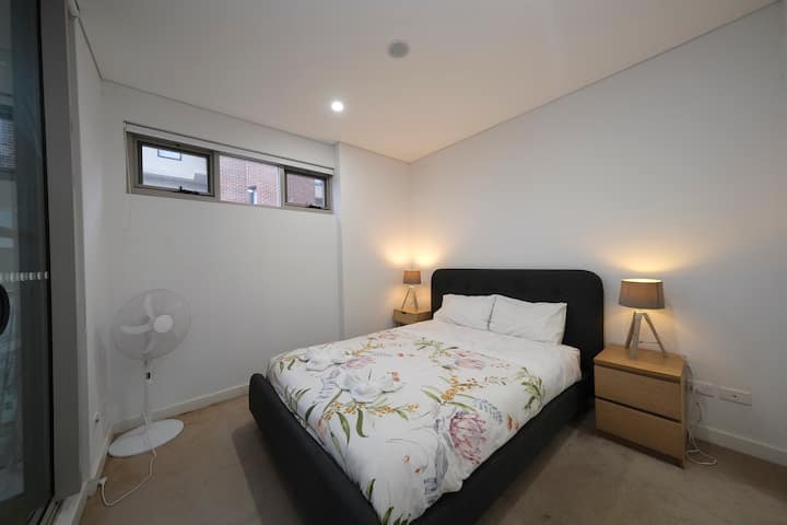 საძინებელი 1