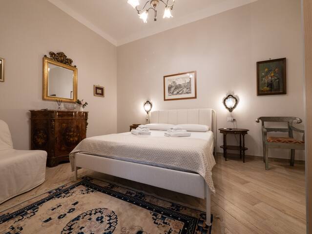 Minerva House | Pantheon